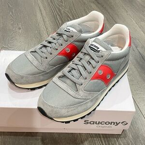 Saucony Men's - Jazz '81 Gray and Red Retro Runner Sneakers size 9